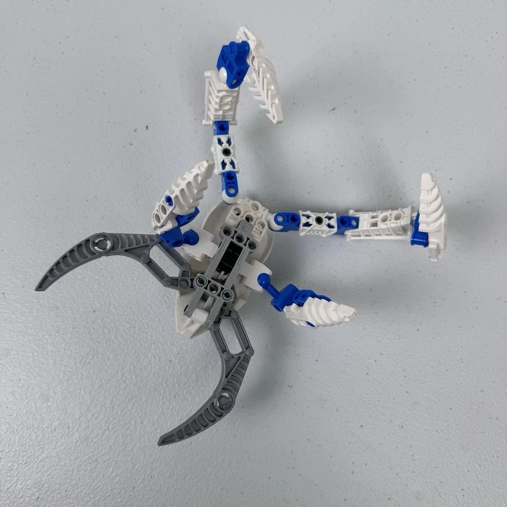 LEGO Bionicle - Visorak  Suukorak - Set #8747 - 99% Complete No Disc